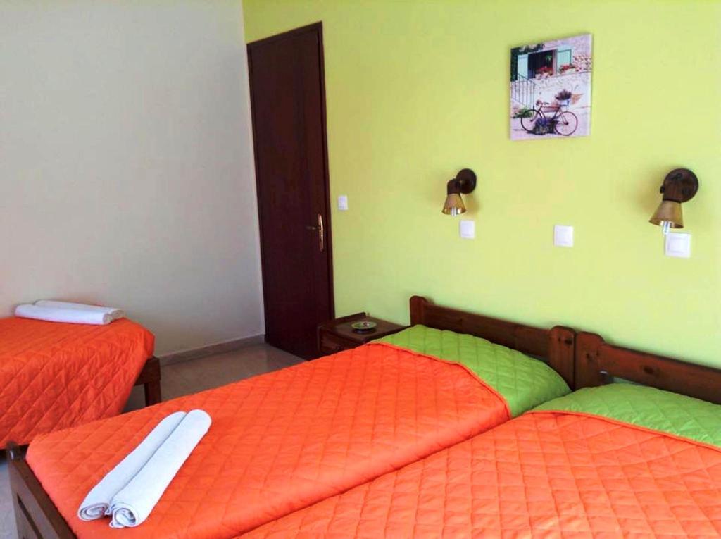 Varvara Studios & Apartments I Peroulades  Rum bild
