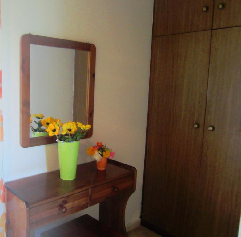 Varvara Studios & Apartments I Peroulades  Rum bild